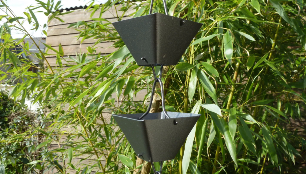 Want to change your gutters ? Discover the rain chain’s concept !